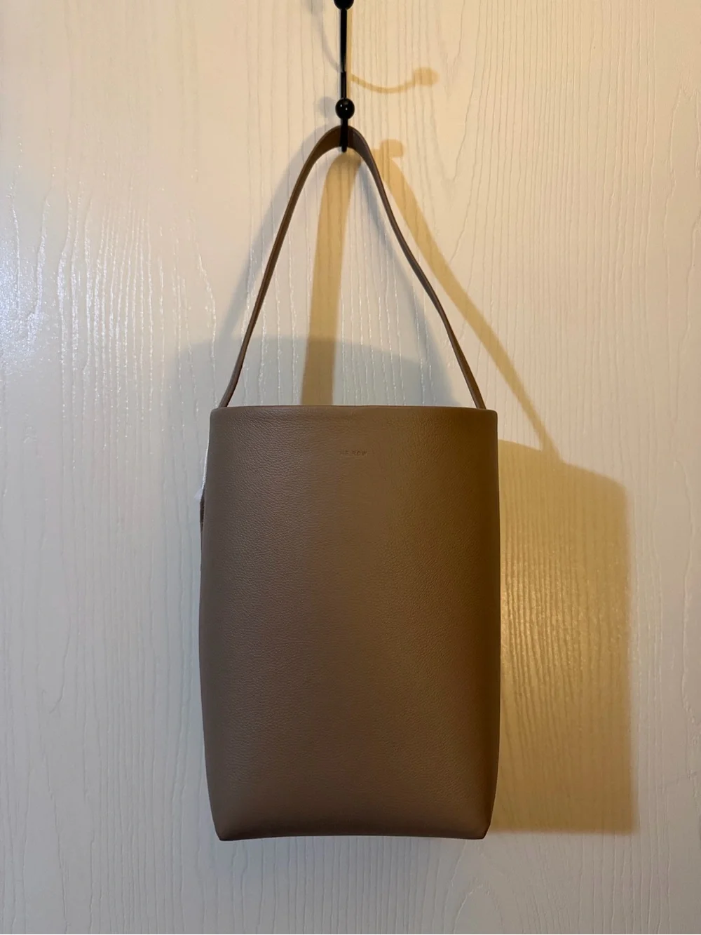 Genuine Leather Bucket Bag with Credit Card Holder Wallet - Picture 4 of 7